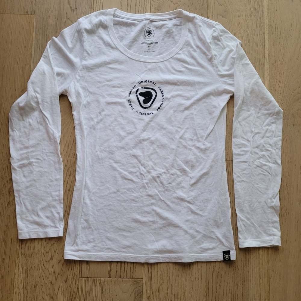 Parks Canada Long Sleeve T-Shirt - Made in Canada - Large - Hudson Bay